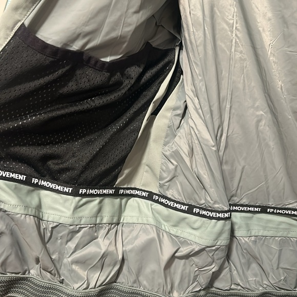 NEW Free People movement All Prepped Ski Jacket Greyed Olive size Large - Picture 6 of 9